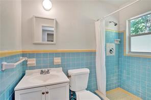 1717 Northeast 12th Street #3 - Photo 2 of 4