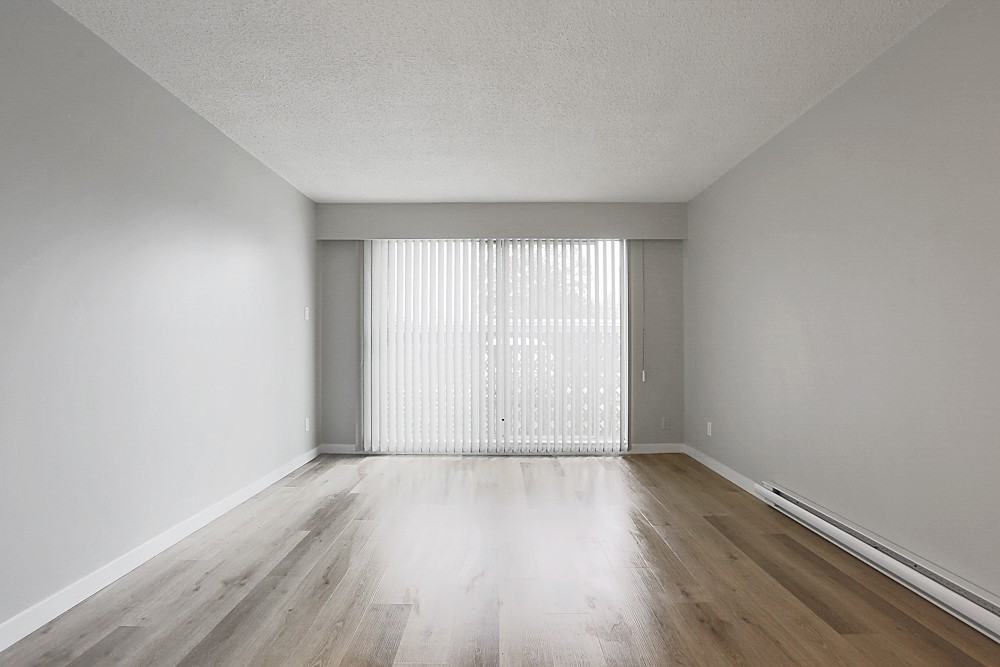 Acadia Court Apartments - Photo 5 of 18