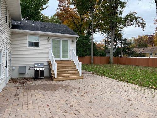 971 Midland Rd - Photo 3 of 8