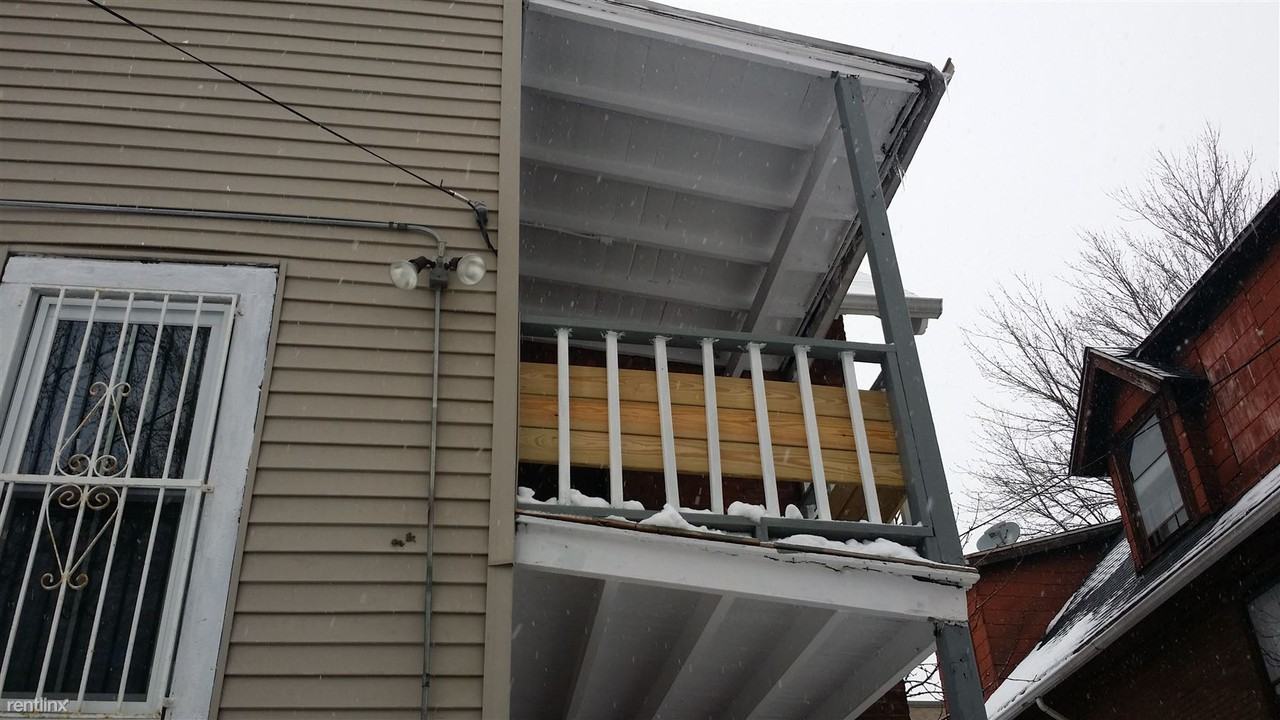433 Capitol Ave - Photo 2 of 8