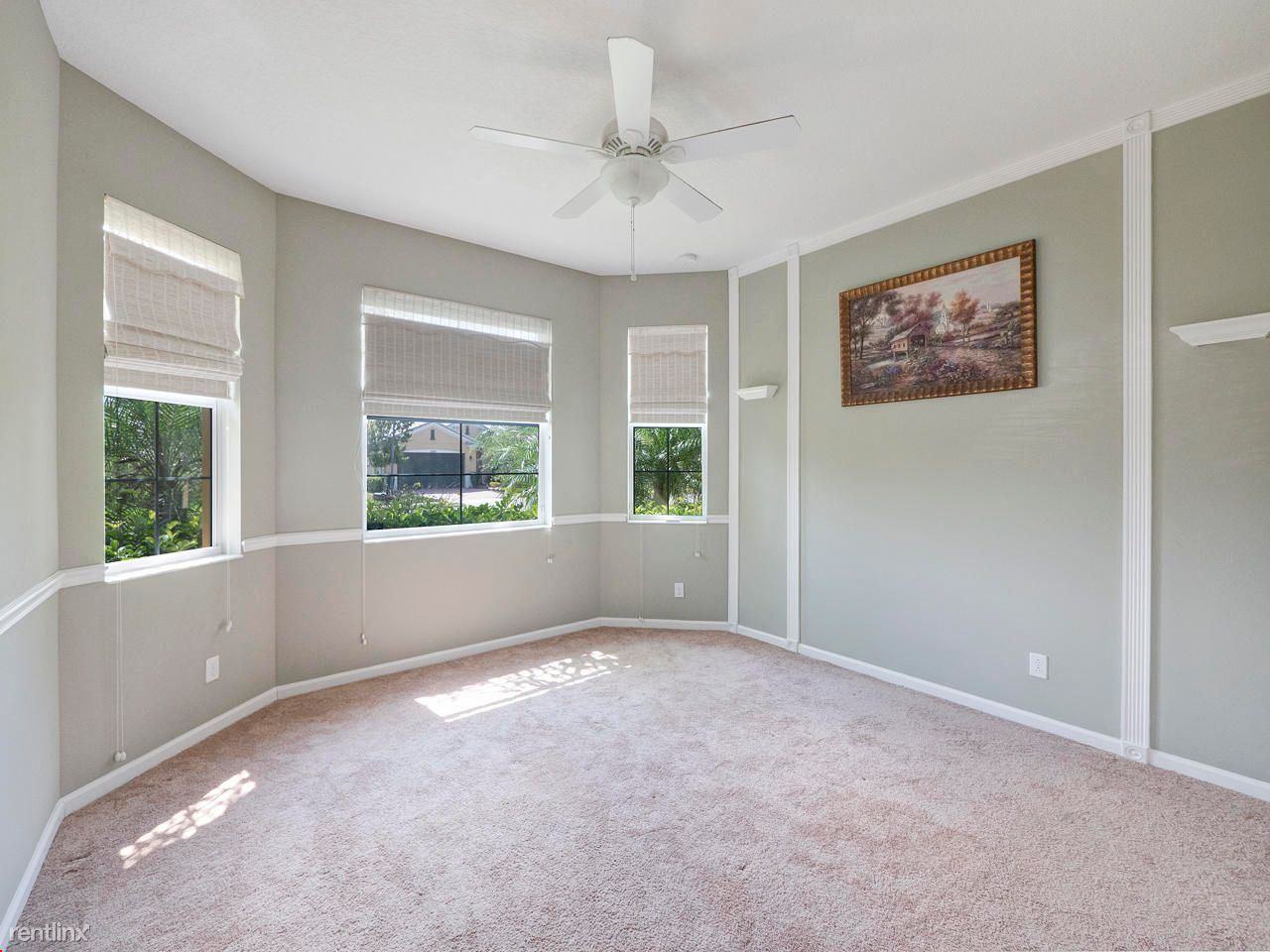 11322 Sw Barton Way - Photo 3 of 10