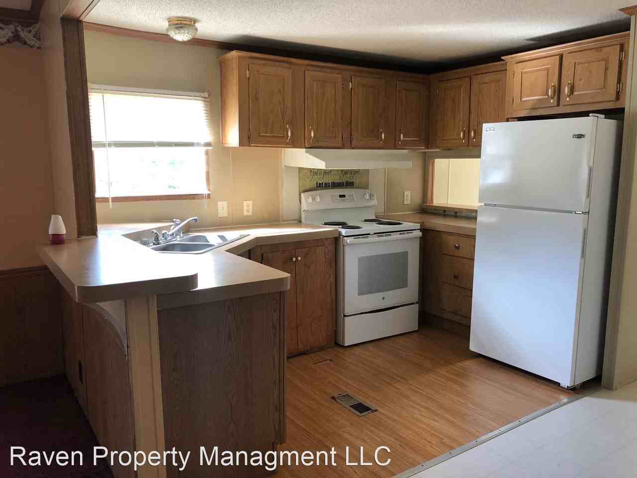 115 Mary Ave - Photo 3 of 16