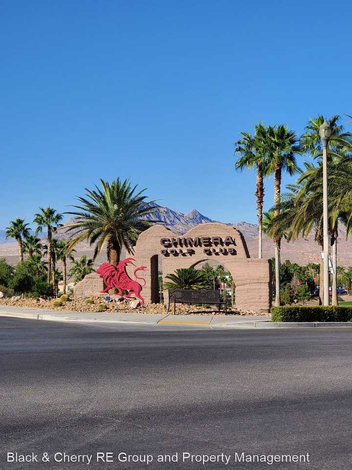 496 Punto Vallata Dr - Photo 3 of 39