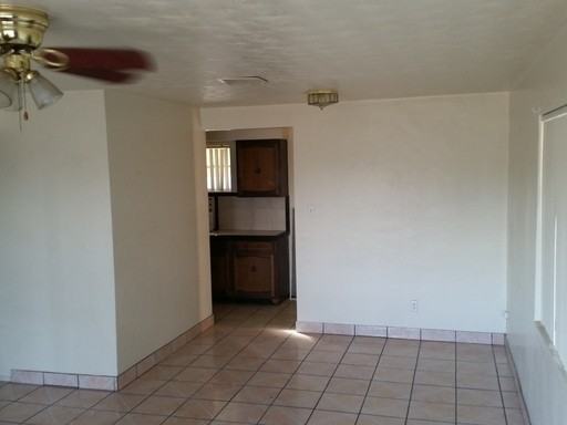 5902 N 30th Dr - Photo 2 of 14