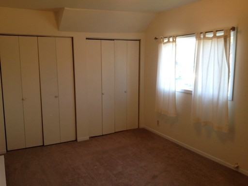 707 E Main St - Photo 3 of 10