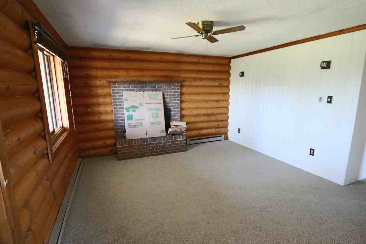 46 Bog Rd - Photo 3 of 10