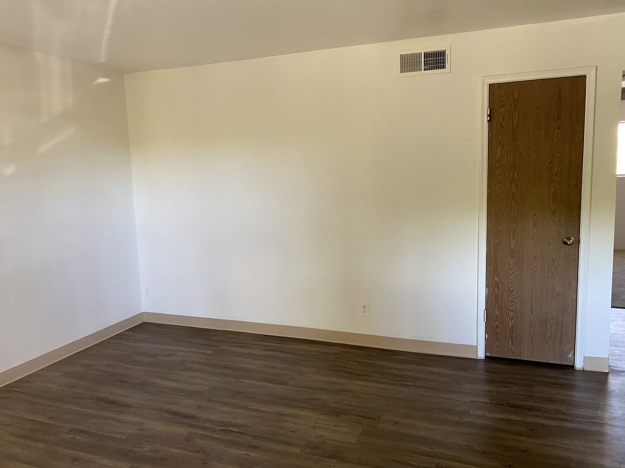 701 S Roosevelt St - Photo 3 of 13