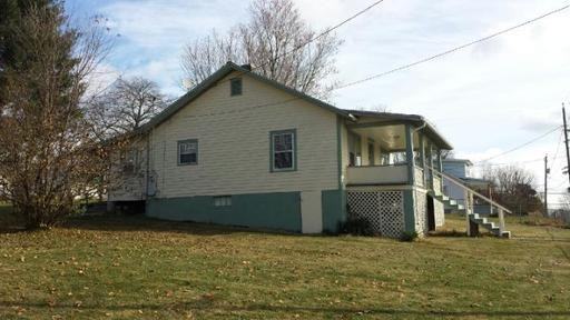 228 11th St - Photo 2 of 2