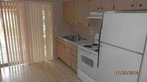 6145 High St - Photo 2 of 5