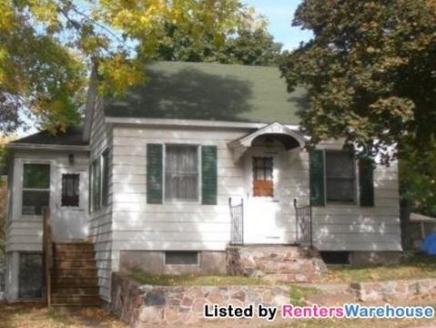 238 Cherry St - Photo 2 of 11
