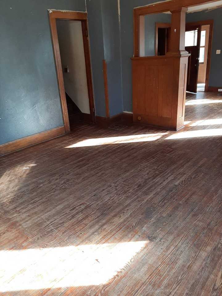 322 N Sunset Ave - Photo 2 of 9