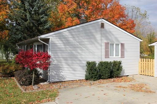 2360 Belle Glade Ct - Photo 3 of 11