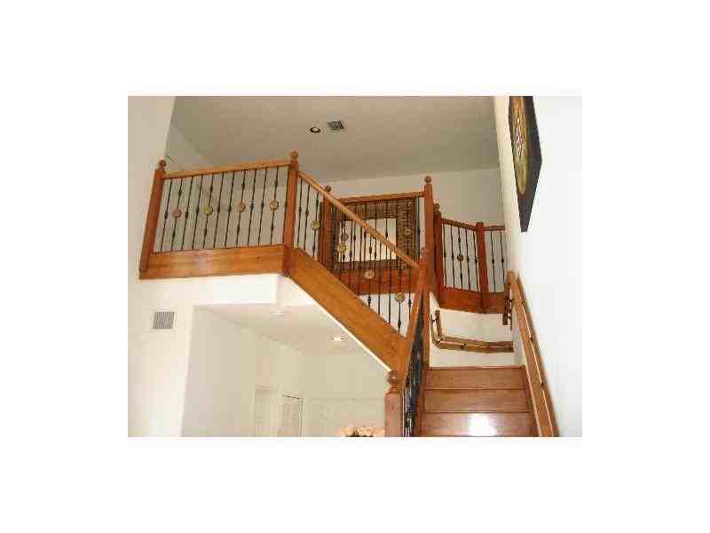 16314 NW 12th St - Photo 3 of 7