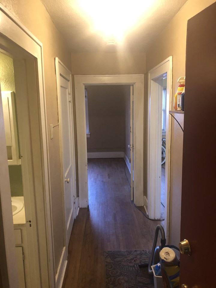 200 E Laurel St - Photo 3 of 14