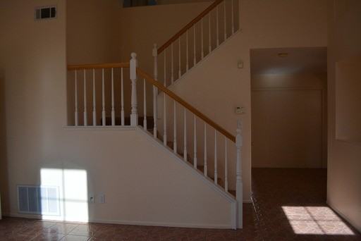 2086 Entrada Dr - Photo 3 of 37