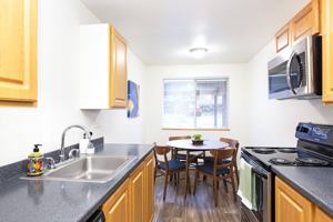 featured image of 1332 Duvall Ave Ne