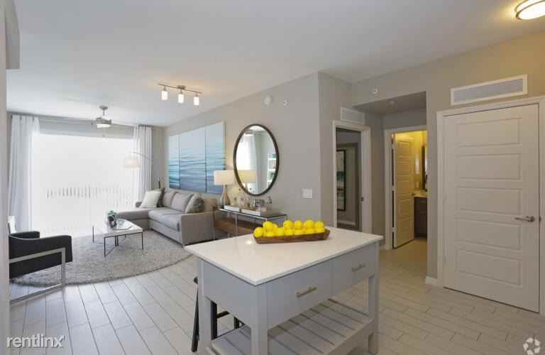 3307 Port Royale Dr S - Photo 3 of 11