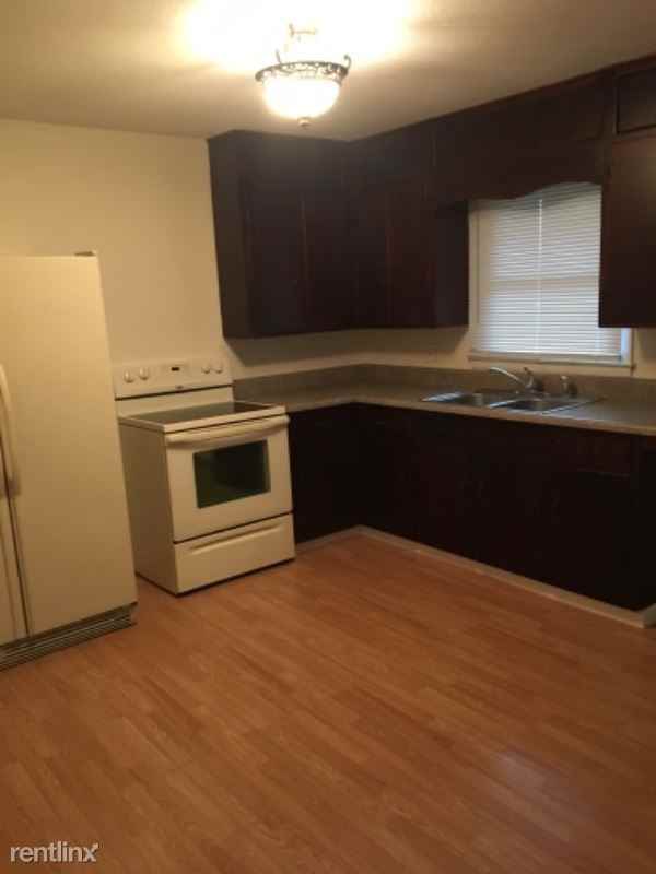 113 Vip Rd - Photo 3 of 10