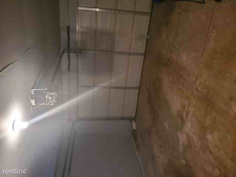 6215 Rocky Nook Dr - Photo 3 of 23