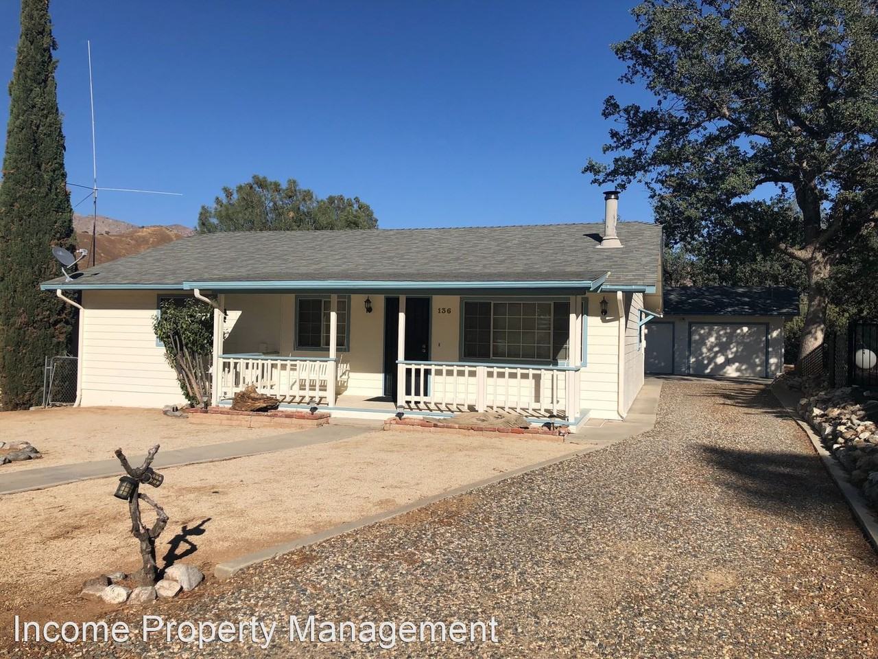 136 N Salaine Dr - Photo 2 of 45