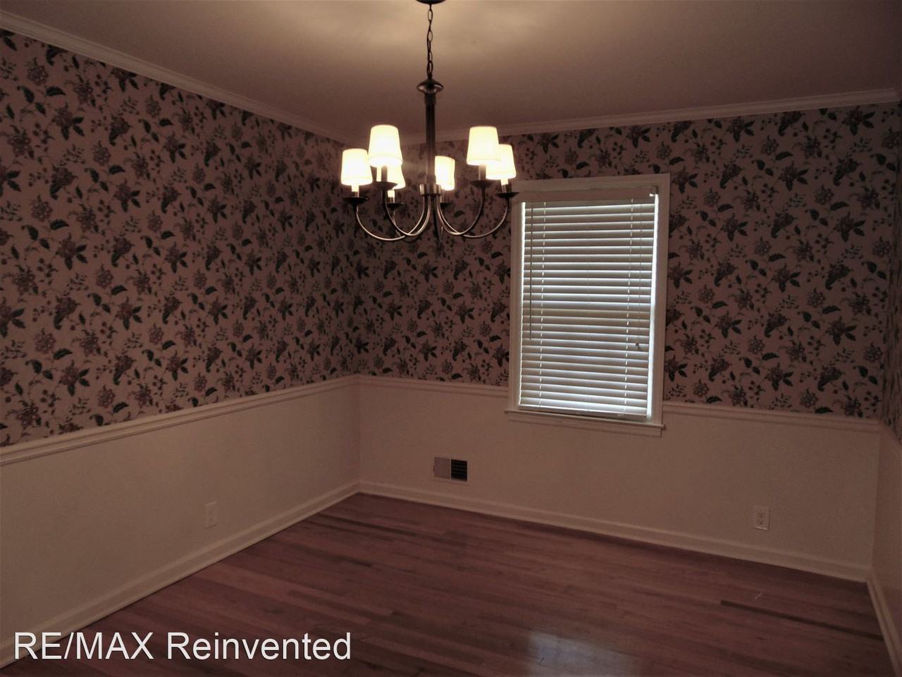 2703 Northwood Court - Photo 3 of 6