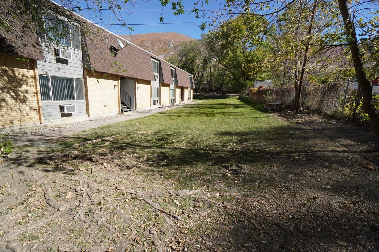 175 S Main St - Photo 3 of 6