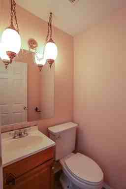 26012 Brooklyn Rd - Photo 2 of 92