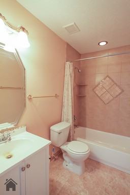 26012 Brooklyn Rd - Photo 3 of 92