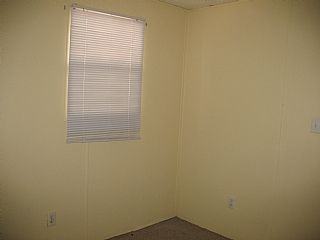 315 Seashore Dr - Photo 3 of 3