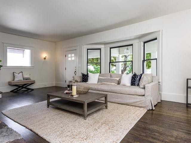 1429 Cortez Ave - Photo 3 of 24