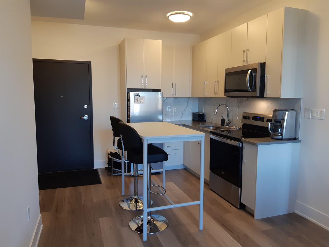 324 Donald Street, Ottawa, ONTARIO K1K 1M4 2 Bedroom Apartment for