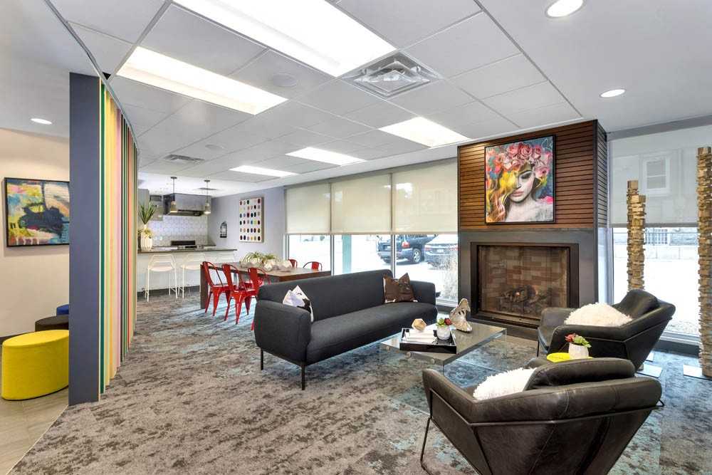 1375 High - Photo 7 of 33