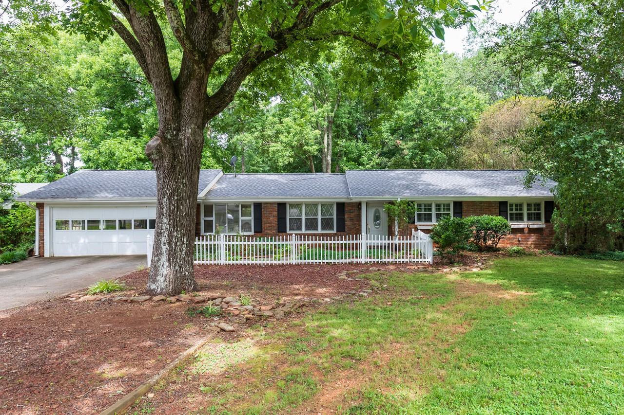 1110 Grimes Bridge Rd