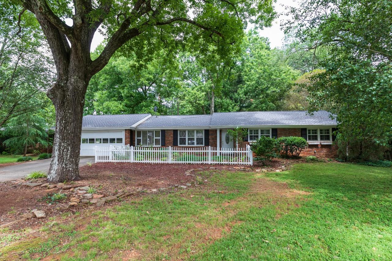 1110 Grimes Bridge Rd - Photo 2 of 30