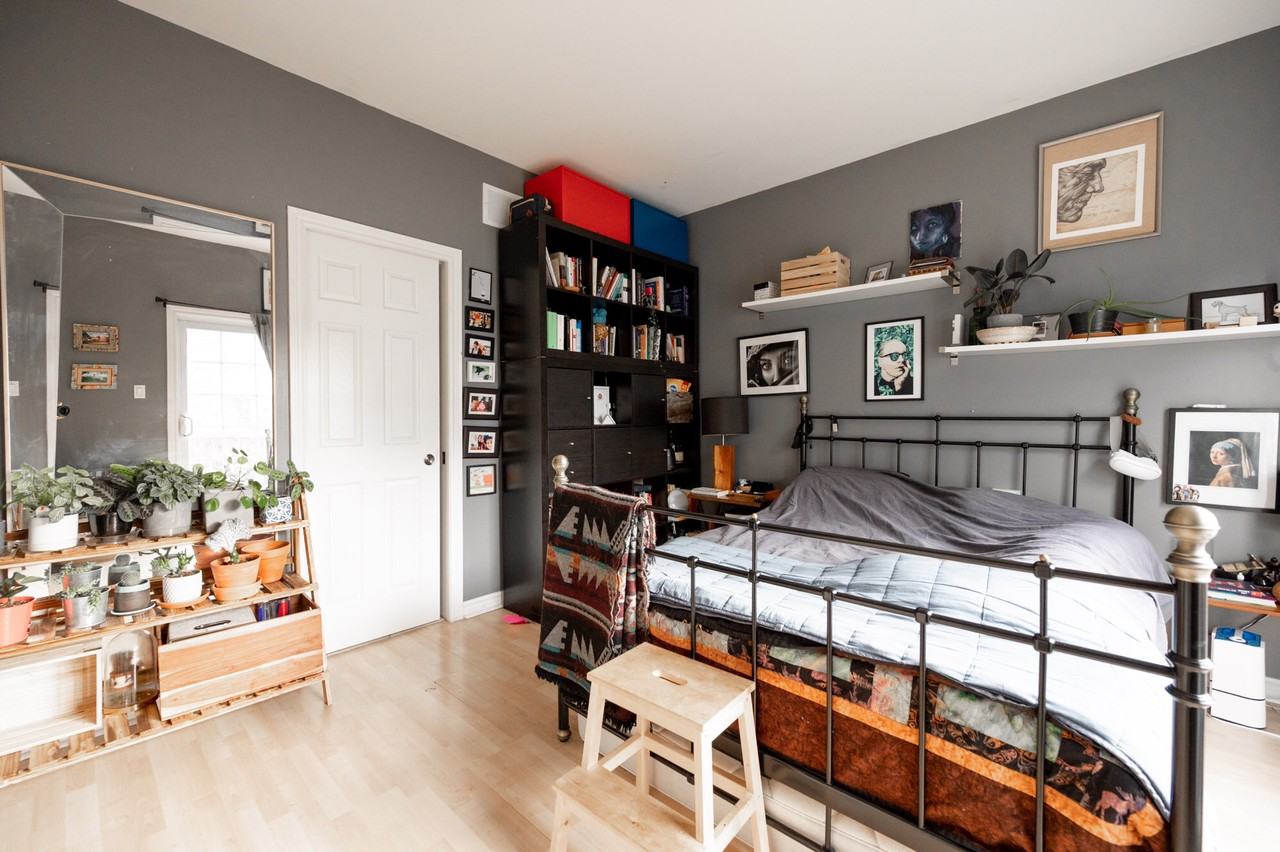 130 Carruthers Ave - Photo 2 of 13