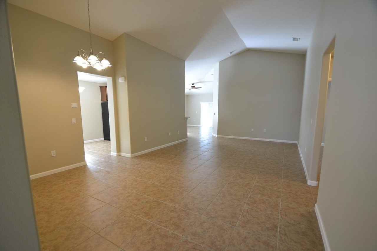 1568 Attilburgh Blvd - Photo 2 of 15