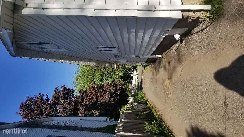 3205 Sashabaw Rd - Photo 3 of 17