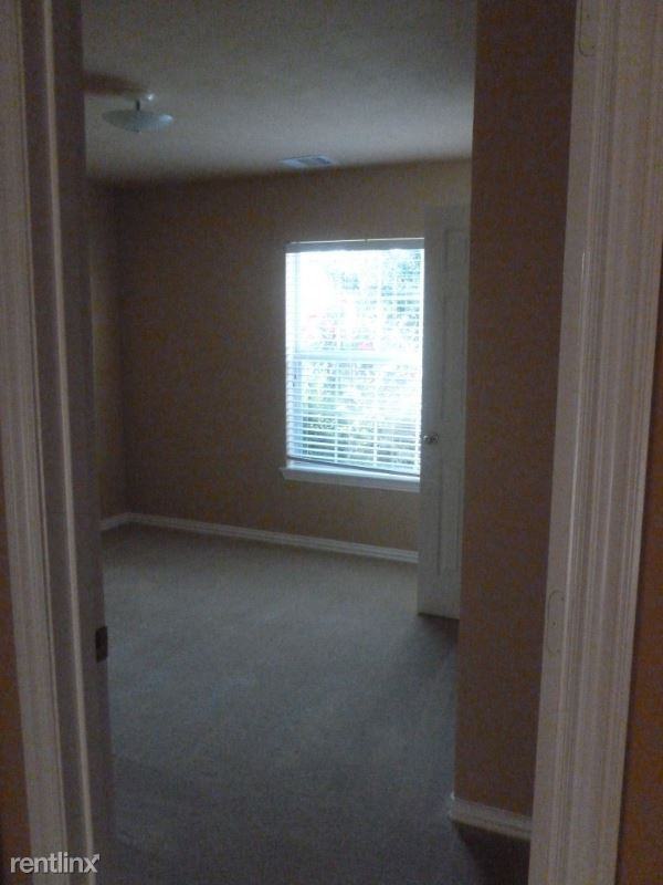16907 Melvin Oaks Ct - Photo 3 of 23