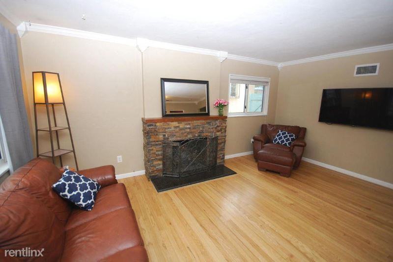 1710 Truman St Ne - Photo 2 of 8