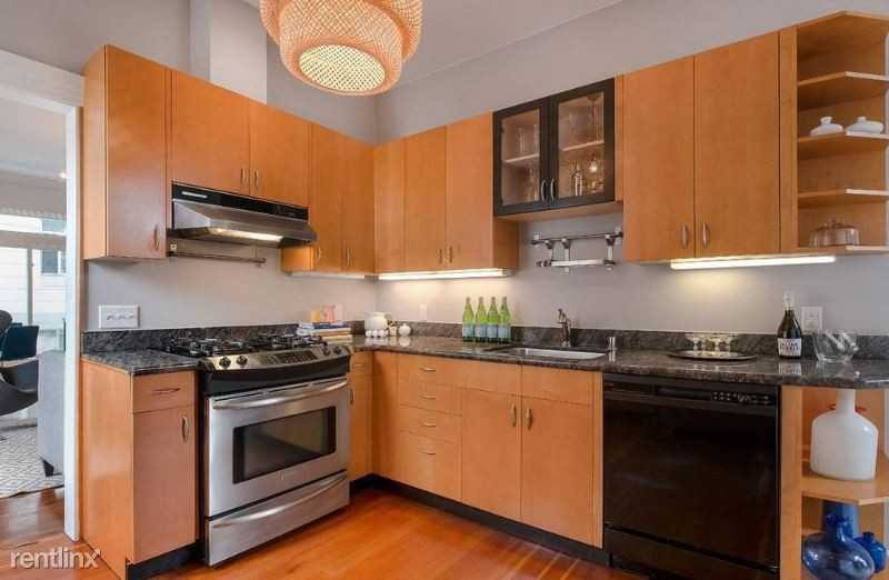 35 Charles St - Photo 2 of 9