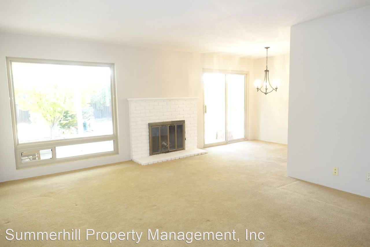 1068 Morton Ct - Photo 2 of 11