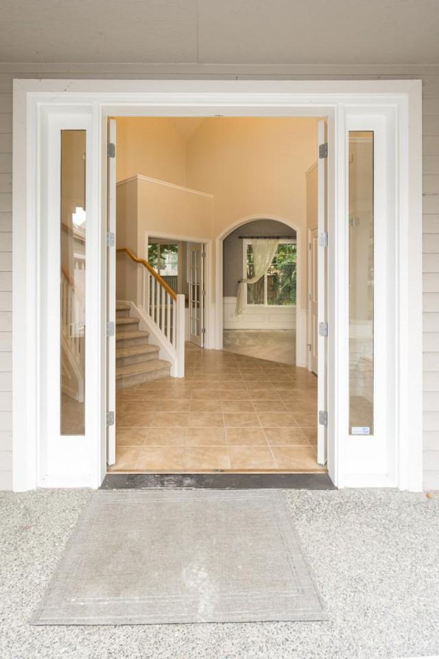 9038 124th Ave Ne - Photo 3 of 39