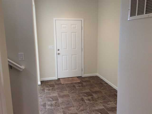 1775 Chinook Ave - Photo 3 of 17