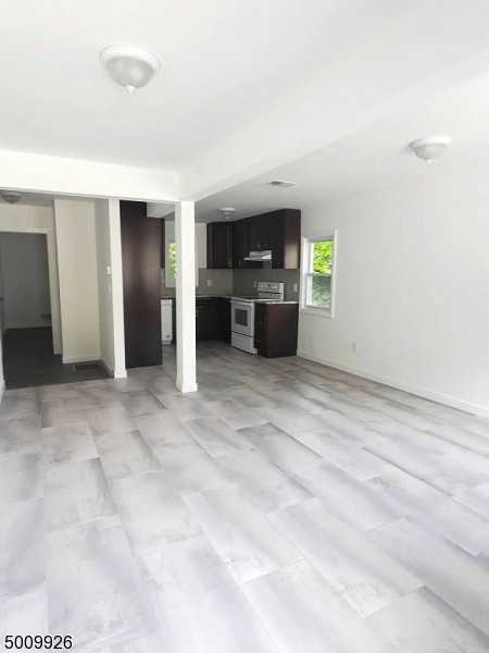 70 Frenchtown Rd - Photo 2 of 7