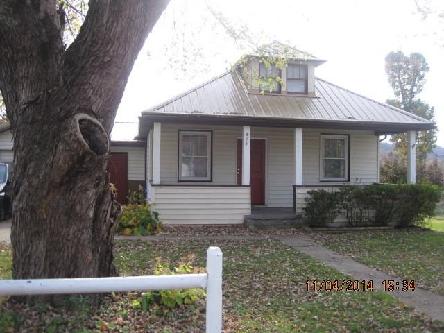 911 Roosevelt Blvd - Photo 2 of 12