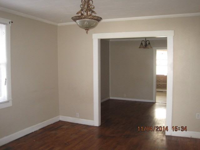 911 Roosevelt Blvd - Photo 3 of 12