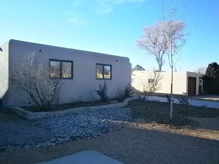 1312 Vitalia St - Photo 2 of 18