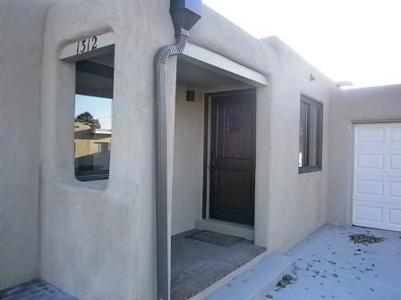 1312 Vitalia St - Photo 3 of 18