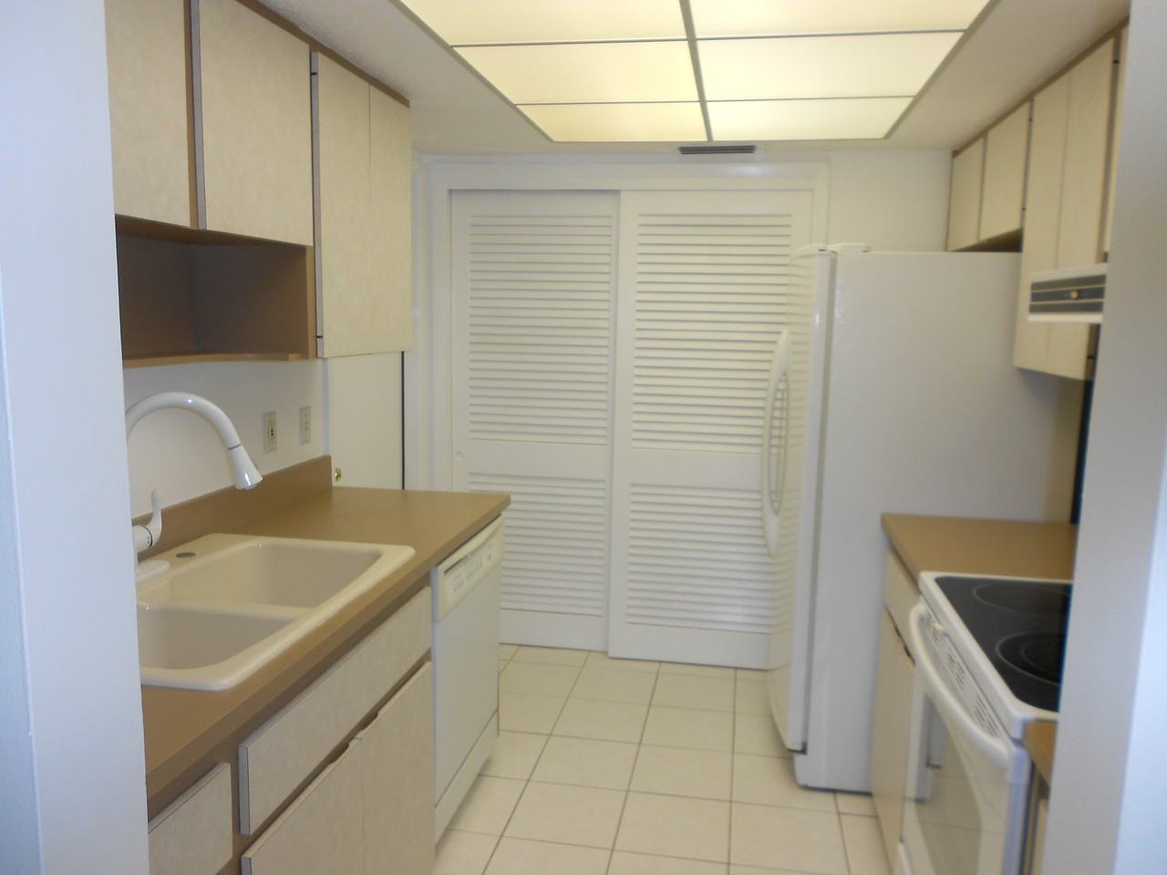 1348 Aqui Esta Dr - Photo 2 of 5
