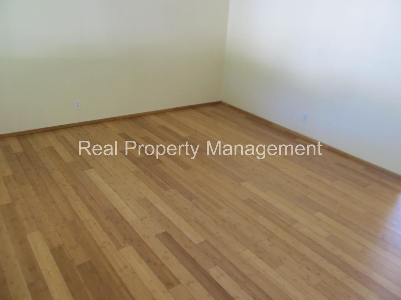 179 N 300 W - Photo 2 of 8